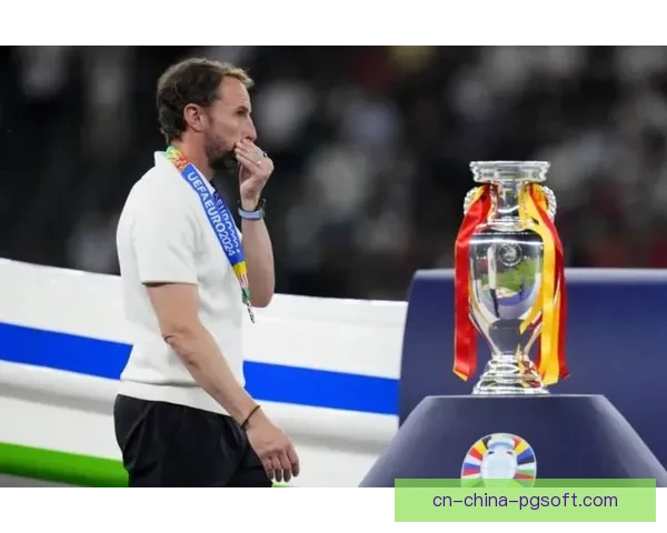 索斯盖特欧洲杯决赛失利后深感责任重大宣布辞去英格兰主帅职务 索斯盖特欧洲杯决赛失利后深感责任重大宣布辞去英格兰主帅职务